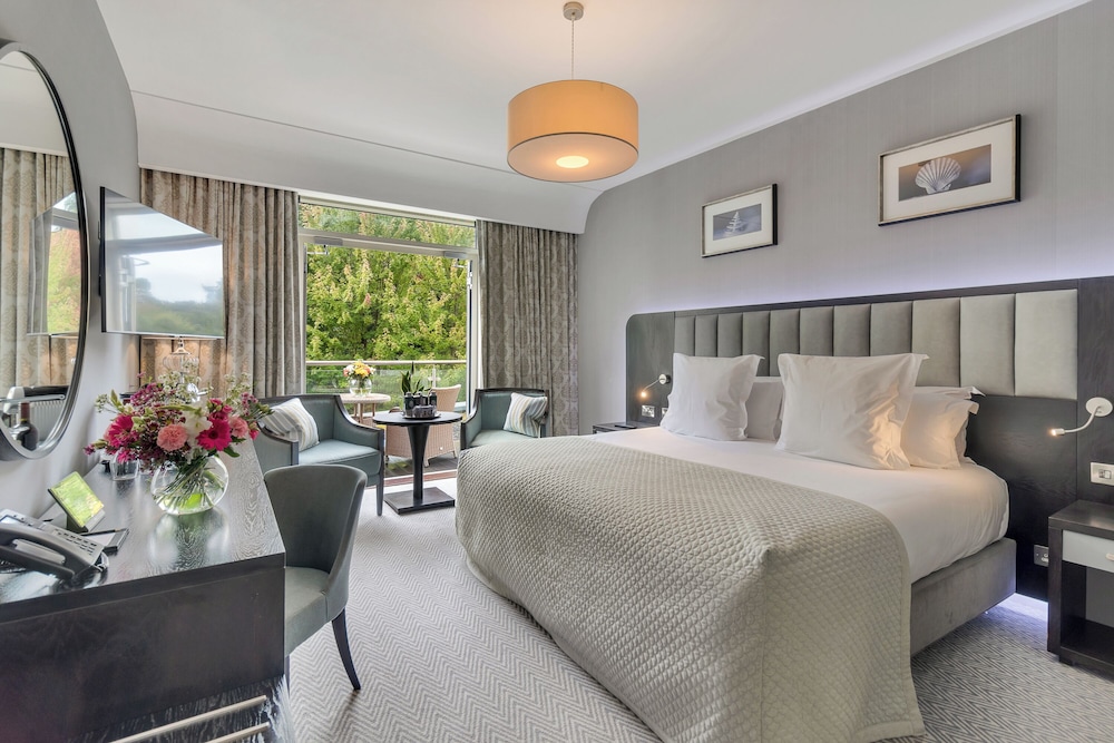 Deluxe Room, Balcony