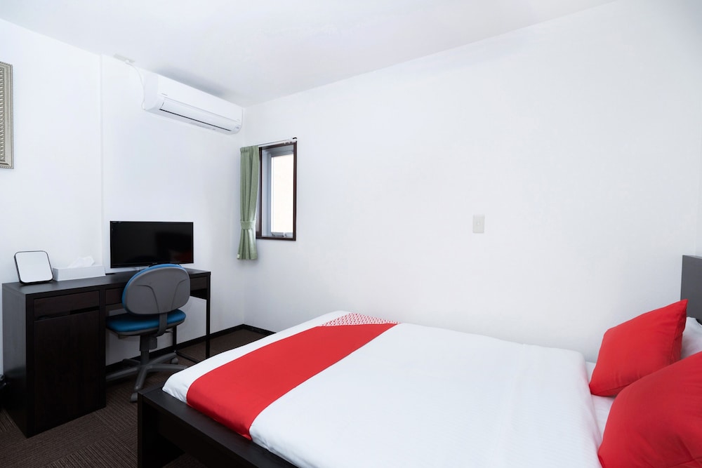 Double Room, Non Smoking - Photo 5