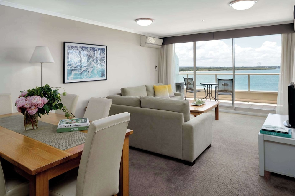 Apartment, 2 Bedrooms, Balcony, Ocean View - Photo 3