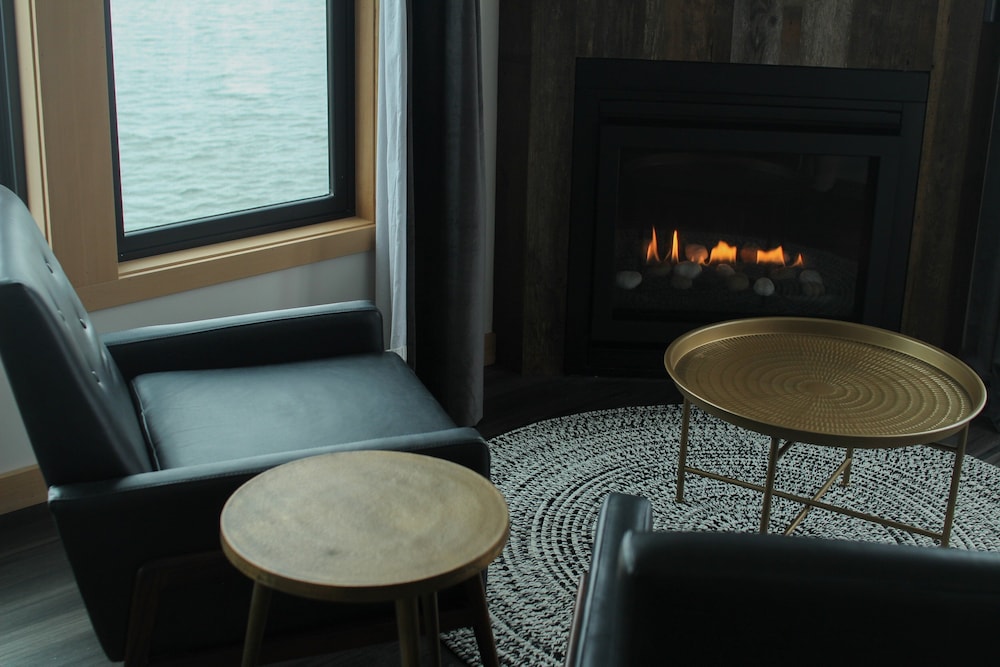 Luxe Ice House King 2nd Floor - Photo 12