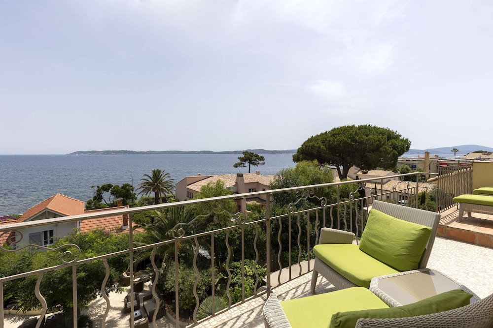 Suite, 1 King Bed, Terrace, Sea View - Photo 5
