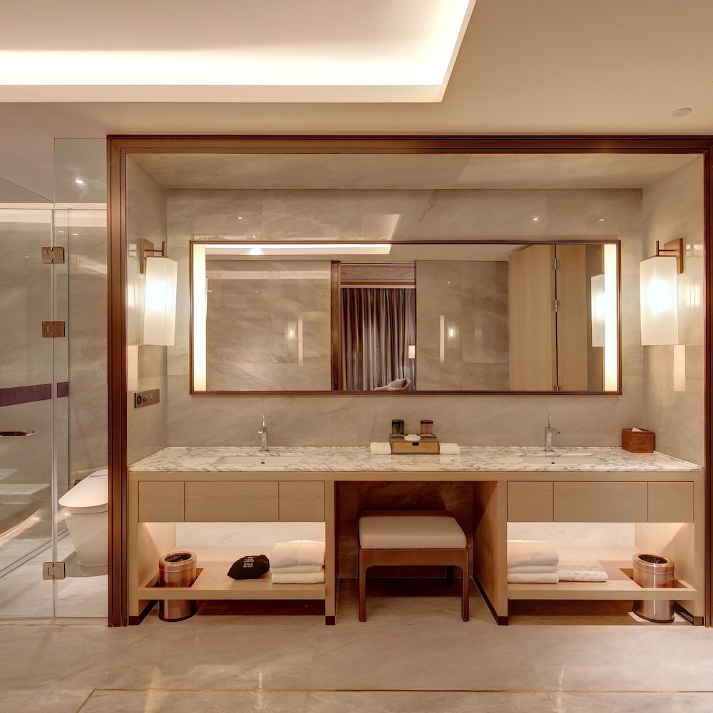Presidential Suite, Smoking photo 3