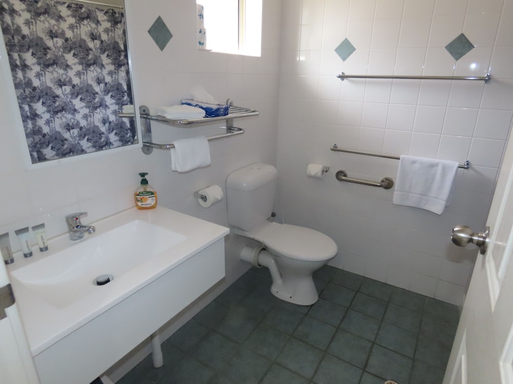Deluxe Queen Apartment photo 2