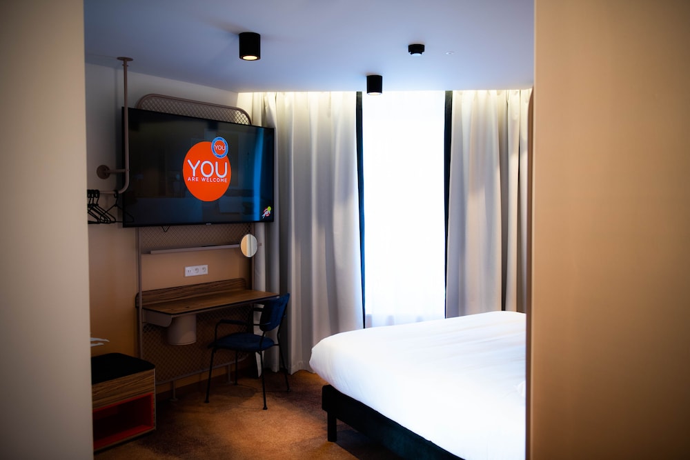 Signature Suite