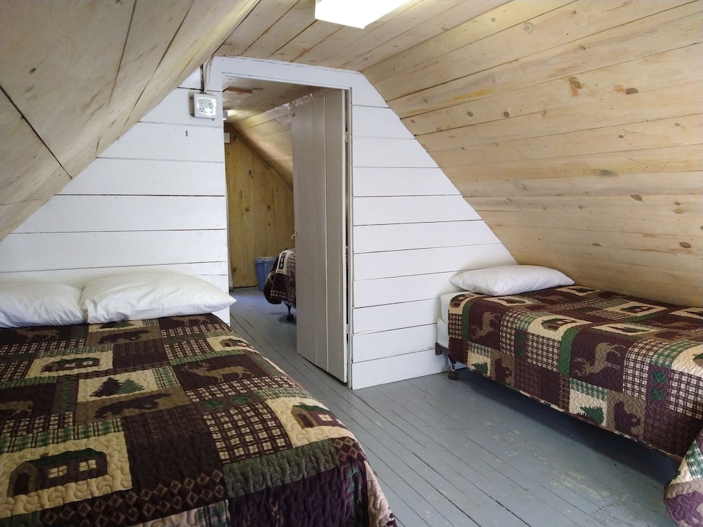 Cabin 1 photo 3