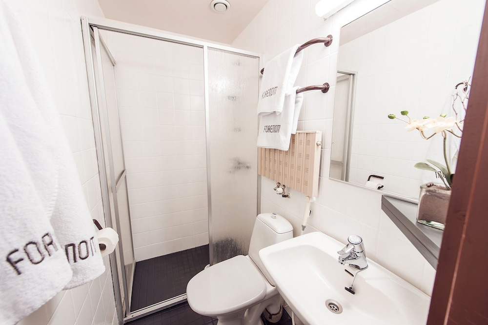 Twin Room, 2 Twin Beds, Kitchenette photo 2