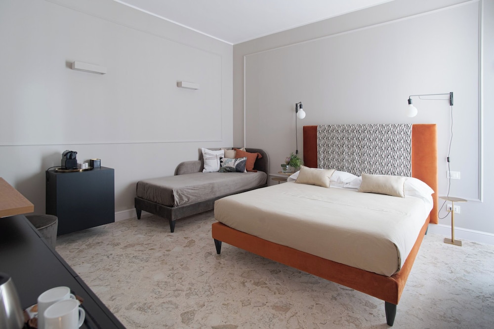 Triple Room, Balcony, Courtyard View