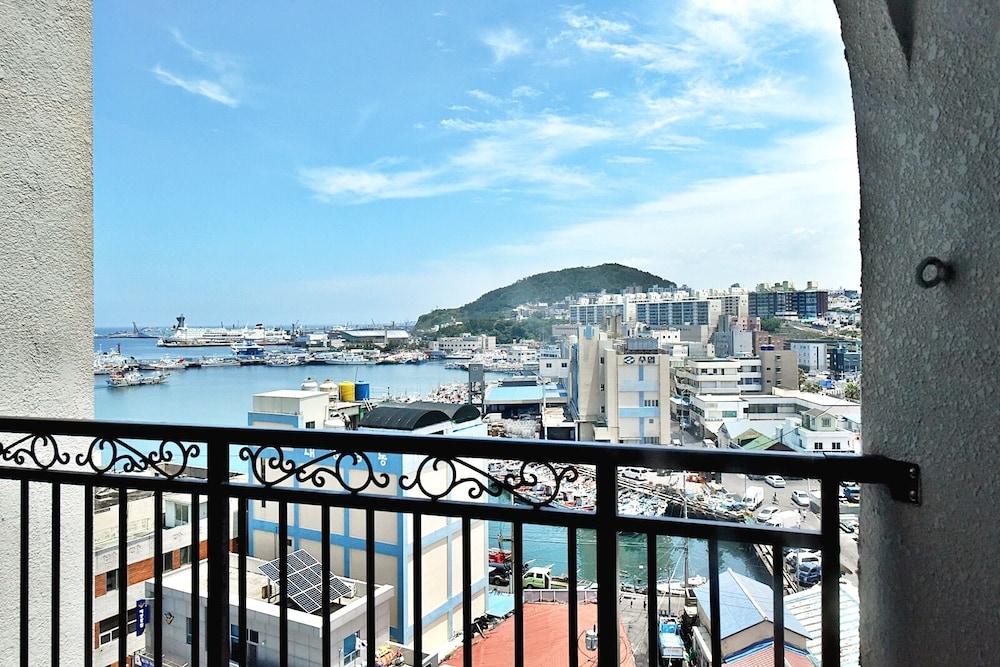 Deluxe Double Sea View