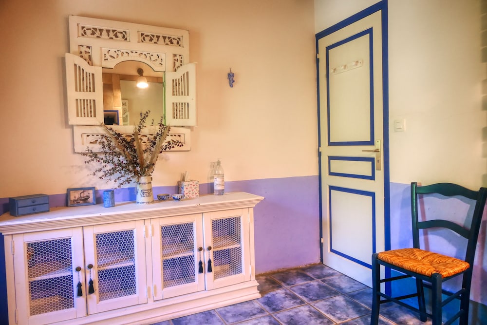 Romantic Suite, Ensuite photo 3