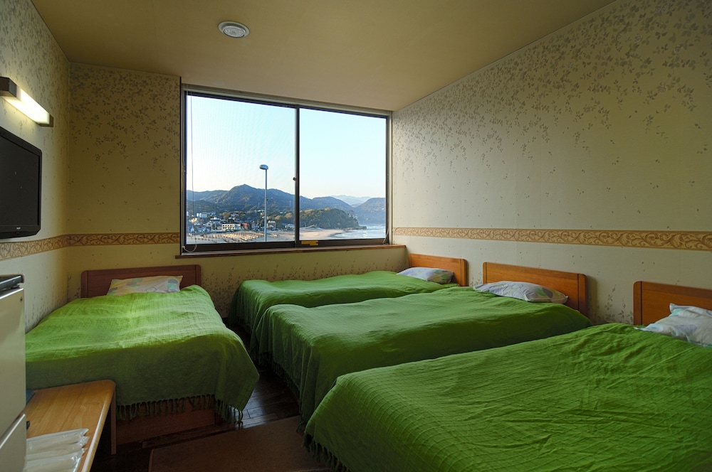 Quadruple Room photo 3