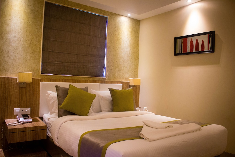 Executive Room photo 2