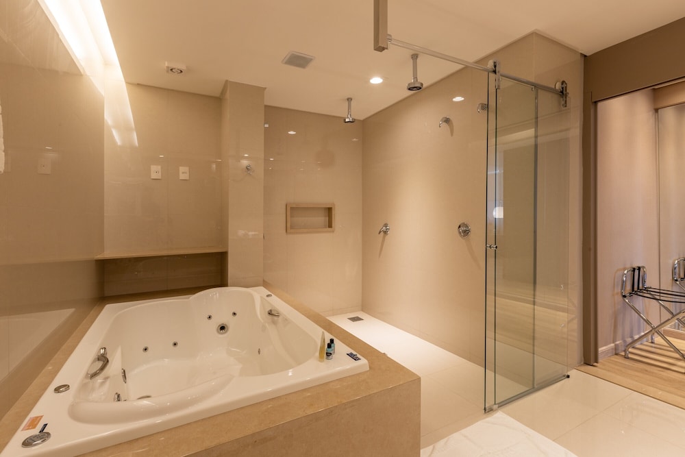 Premium Suite photo 2