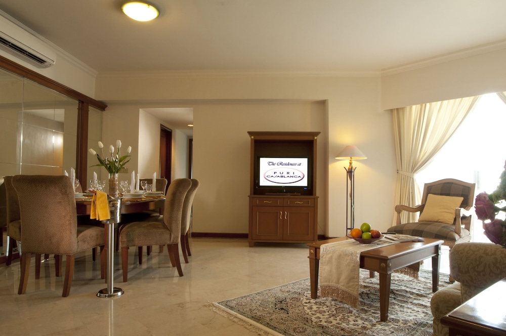 Suite, 1 Bedroom - Photo 5