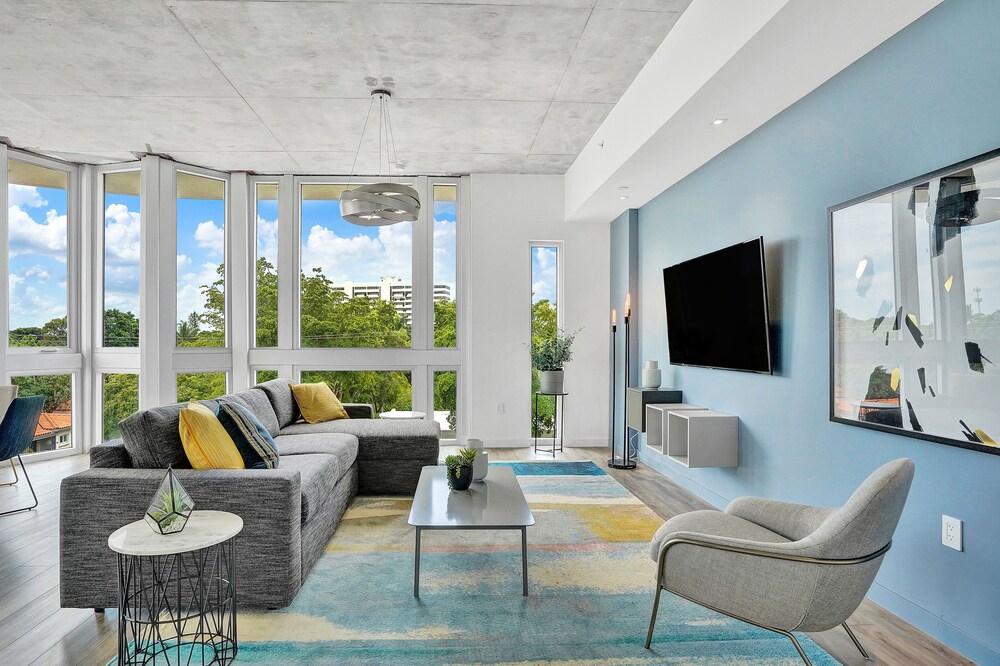 Design Suite, 1 Bedroom (300)