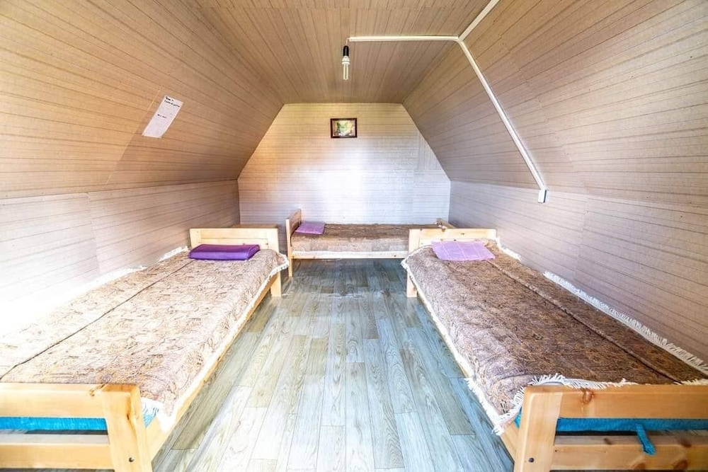 Basic Triple Room photo 1