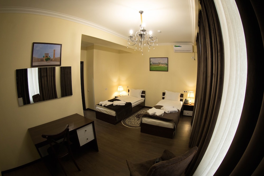 Superior Twin Room - Photo 11