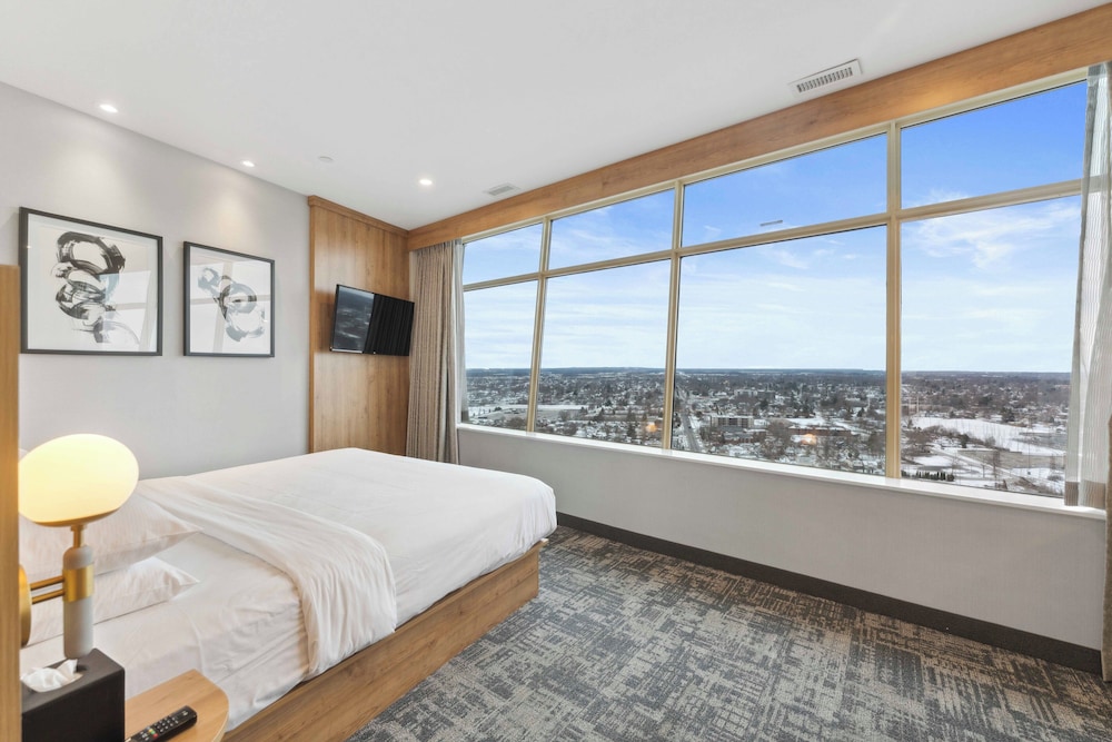 Riverview Room - Photo 2