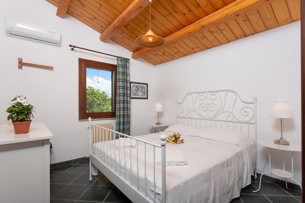 Standard Villa, 3 Bedrooms, 2 Bathrooms, Mountainside (Villa Giovanna)