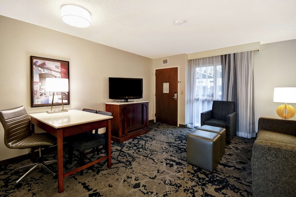 Suite, Accessible, Non Smoking photo 3