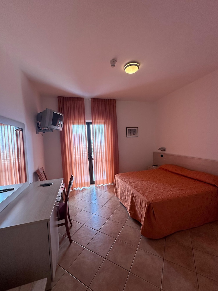 Double Room Single Use
