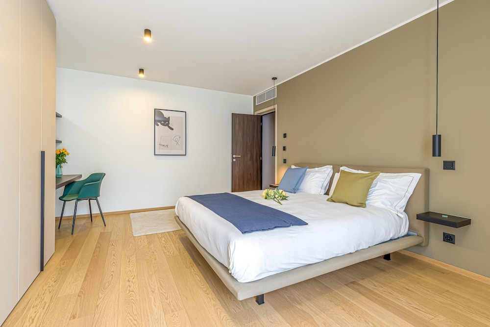 Family Apartment, 1 Bedroom, 2 Bathrooms (Icon H 501 Suite Business)