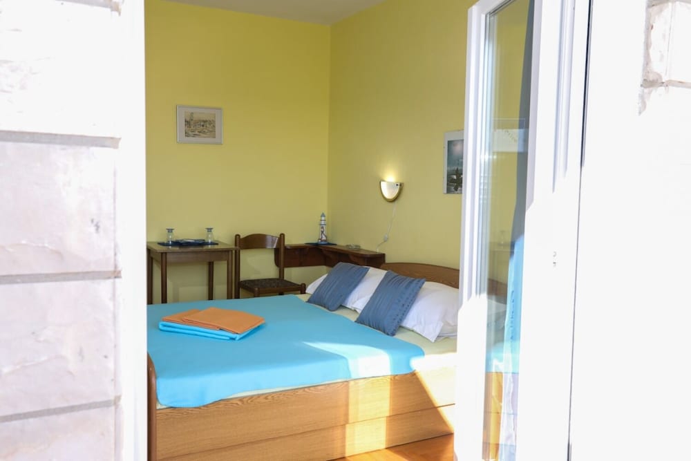 Apartment (Josi - 50 m from sea - A1(2+1))