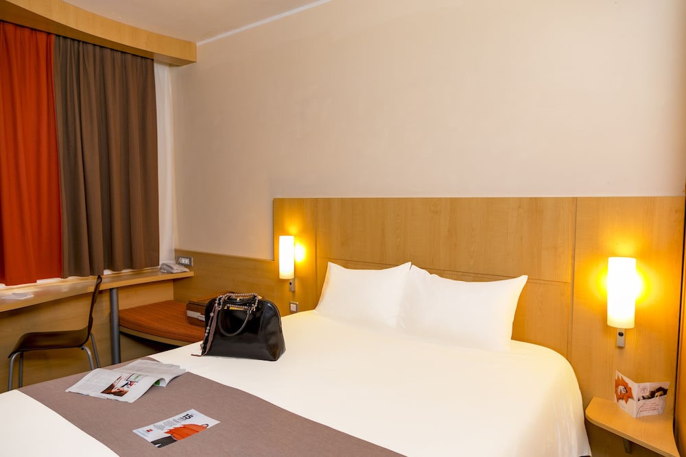 Standard Double Room, 1 Double Bed - Photo 4