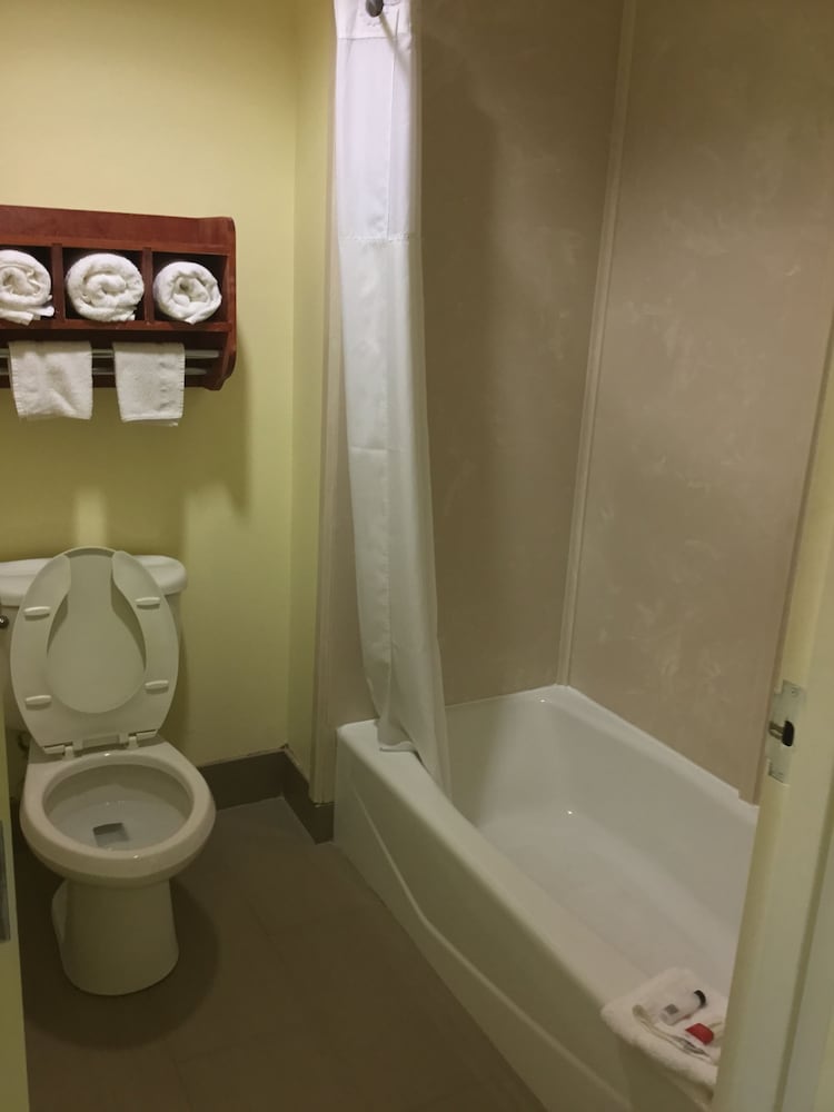 Standard Room, 2 Queen Beds, Smoking