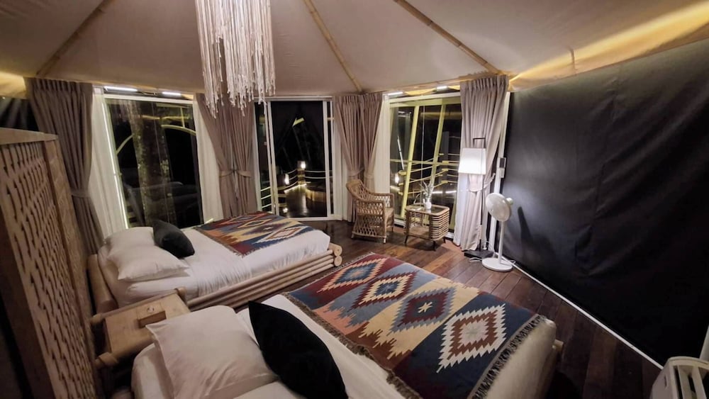 Comfort Tent, Garden View photo 2