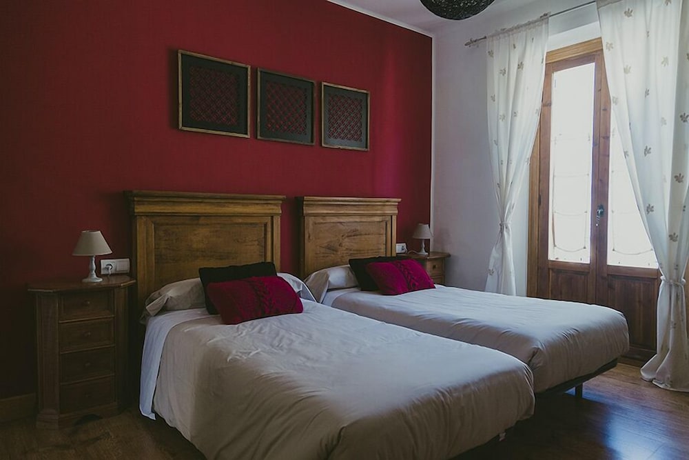 Habitación Doble (Granate)