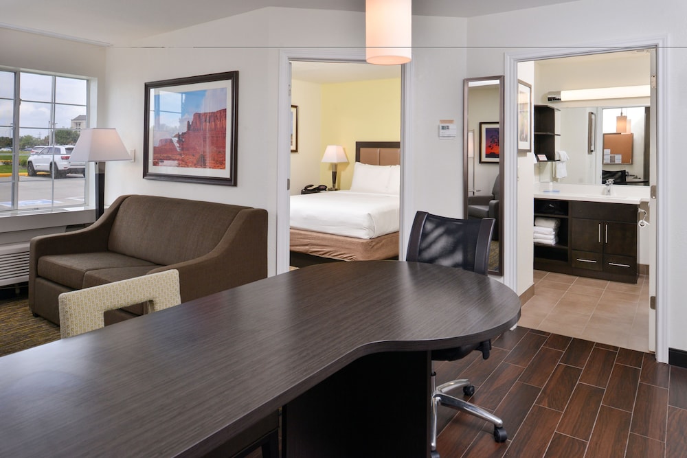 Studio Suite, 1 Queen Bed, Accessible (Communications) - Photo 3