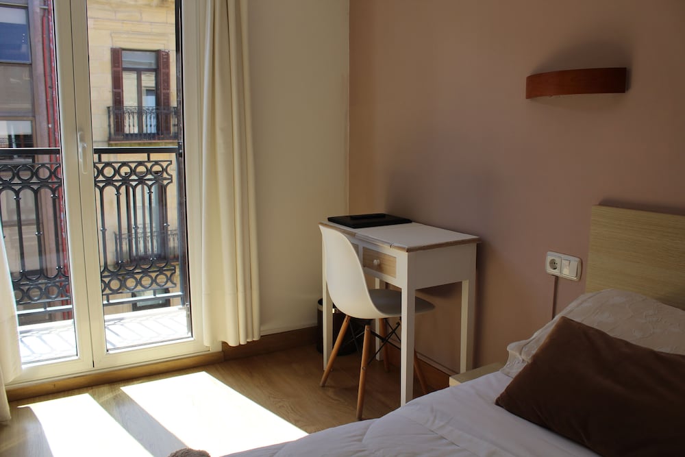 Superior Double Room, Balcony, City View photo 2