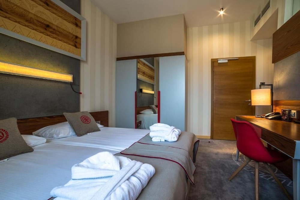 Economy Double Room photo 1
