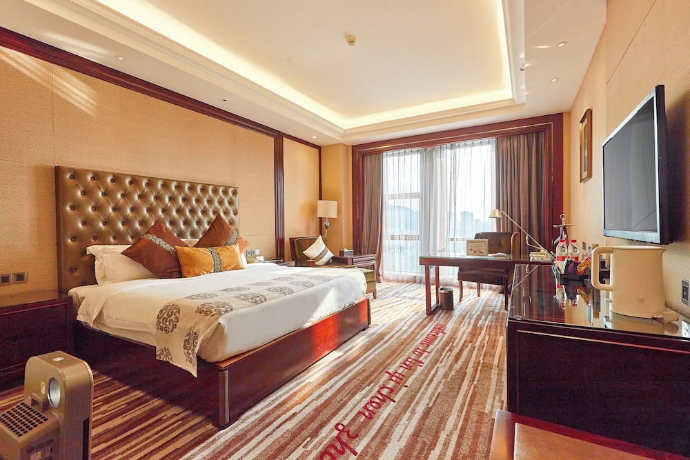 Executive Room, 1 King Bed, Non Smoking, Mountain View (Skyscraper) photo 1