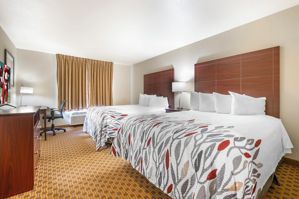 Deluxe Room, 2 Queen Beds, Non Smoking