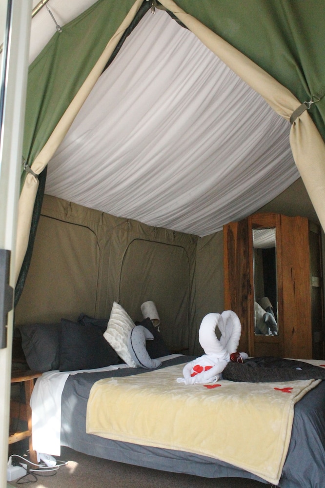 Classic Tent (Honeymooon) photo 3
