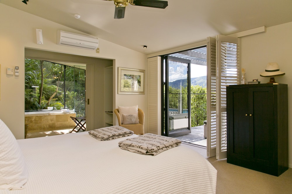 Tatamoana Two-Bedroom Villa with Private Pool photo 1