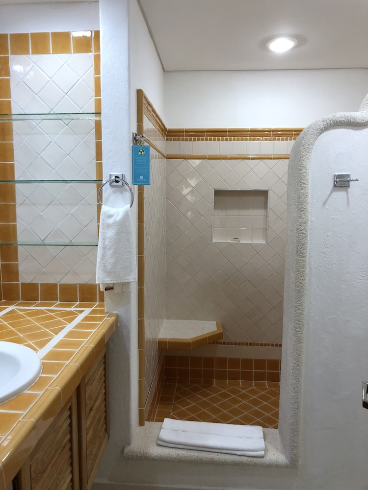 Villa, 2 Bedrooms, Terrace, Beach View photo 2