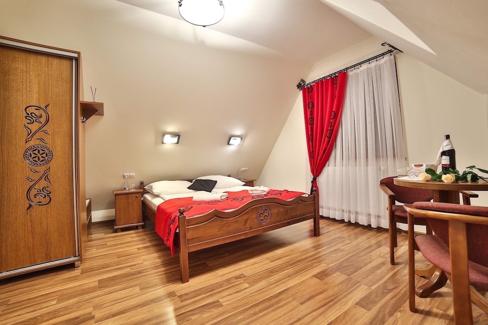 Deluxe Double Room - Photo 1