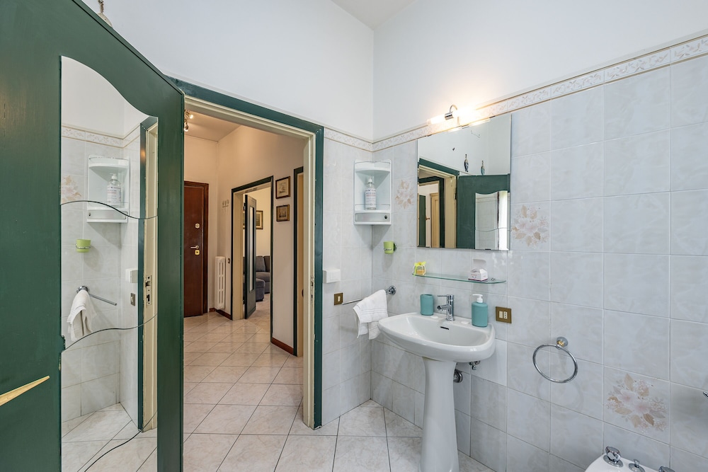 Family Apartment, 2 Bedrooms (I Giardini Al Mare 500mt From Sea) photo 2