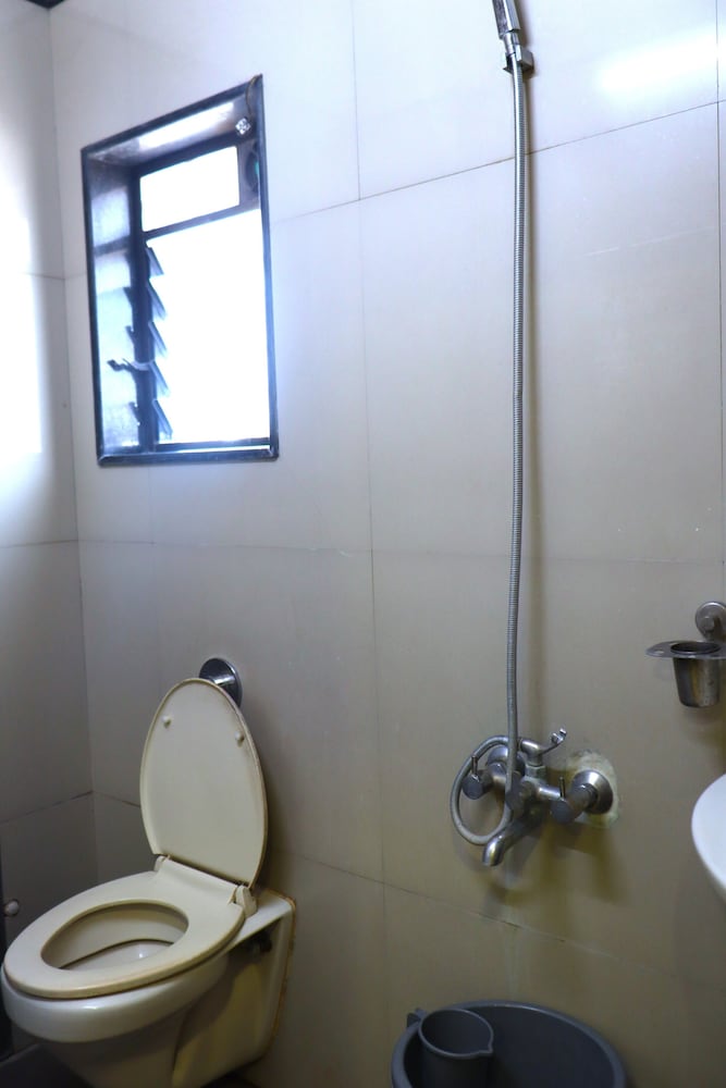 Deluxe Double or Twin Room photo 2