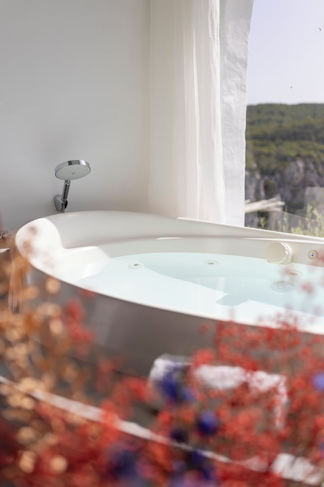 Junior Suite, Sea View (Grand) - Photo 9