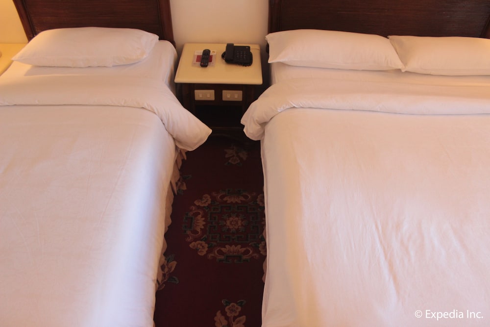 Standard Room - Photo 11
