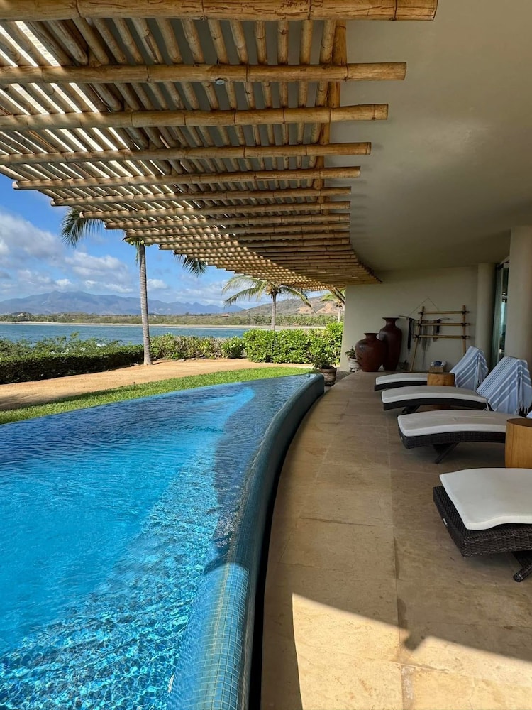 Condo, 3 Bedrooms, Beach View, Ground Floor