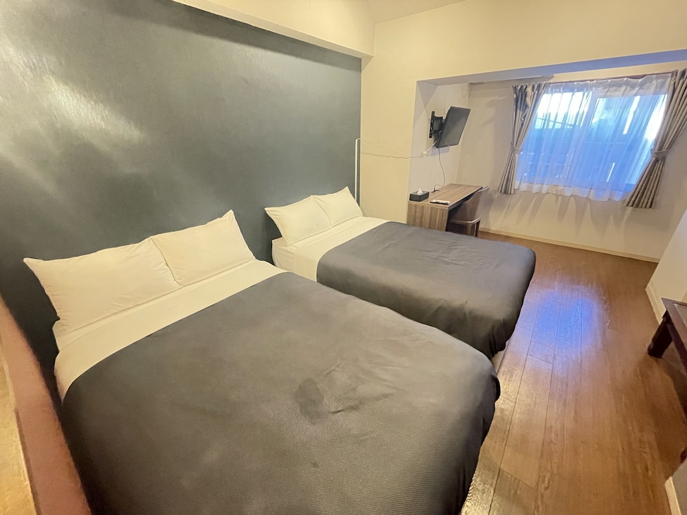 Standard Twin Room (without Balcony) - Photo 5