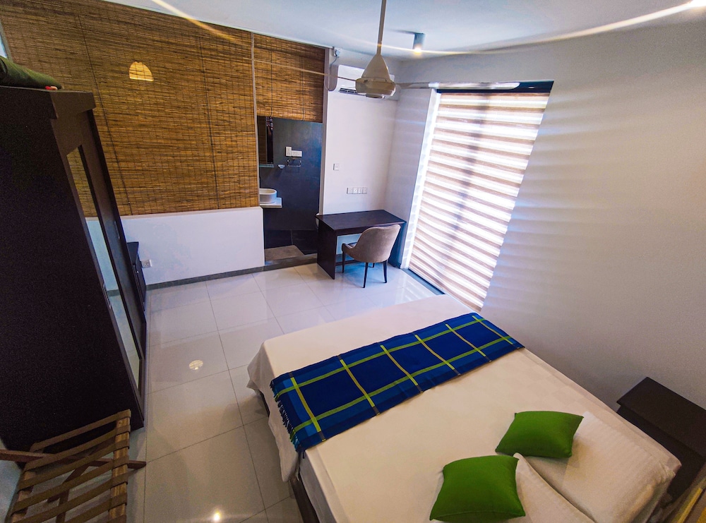 Deluxe Double Room photo 3