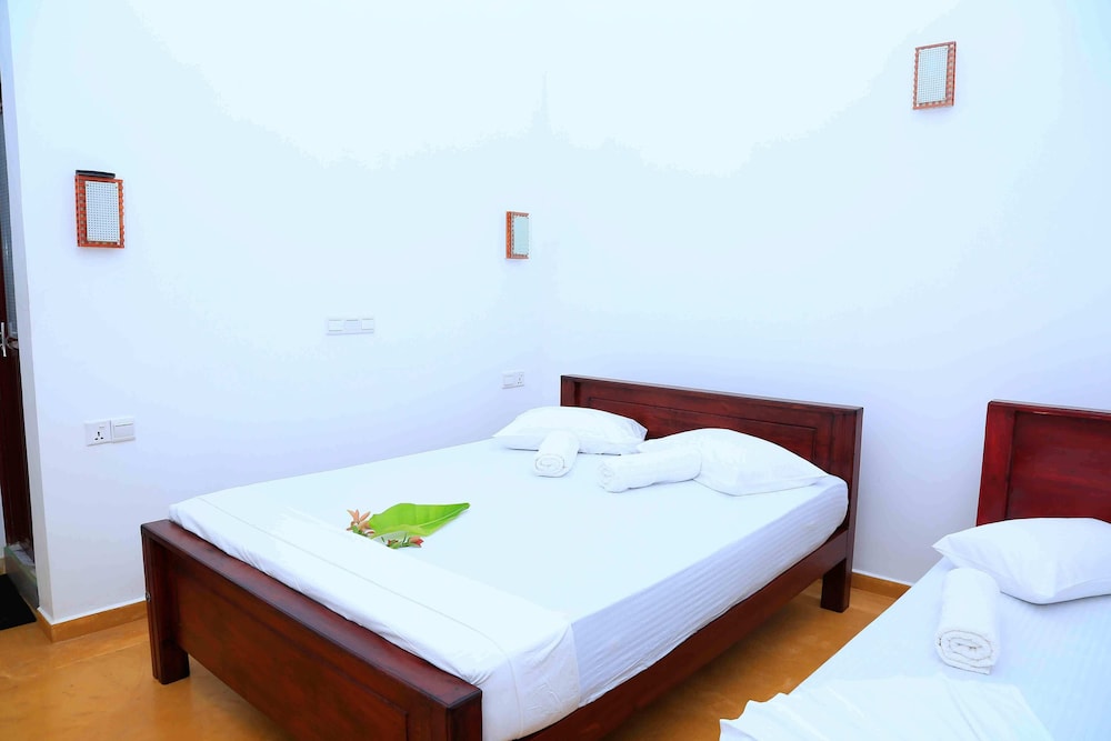 Deluxe Triple Room photo 2
