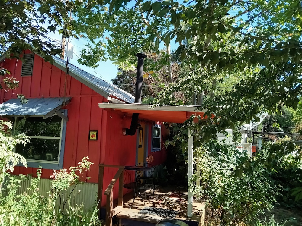 Classic Cabin, Non Smoking, Patio photo 3