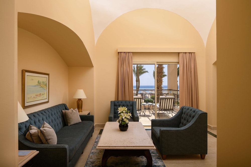 Executive Suite, Sea View