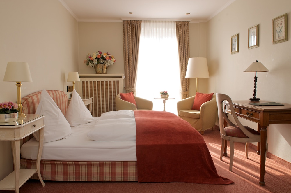 Grand Double Room, 1 Double or 2 Twin Beds, Courtyard View photo 2